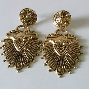 VINTAGE Pierced Earrings Gold & Black by Park Lane